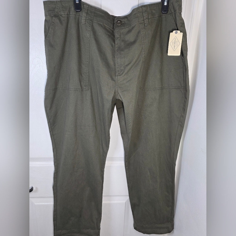 St. John's Bay Womens Stretch Fabric Slim Cargo Pant-Plus 24W Oregano - Picture 5 of 7